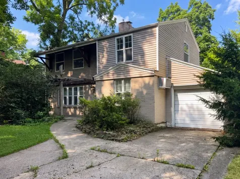 911 Foley Avenue Champaign IL 61820