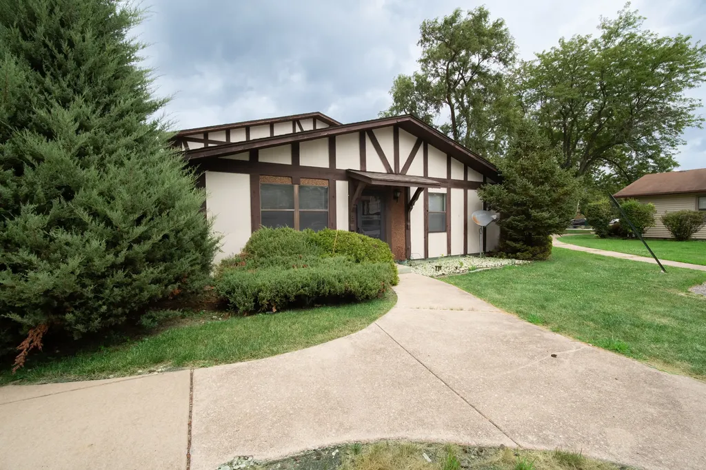 4125 191ST Place Country Club Hills IL 60478