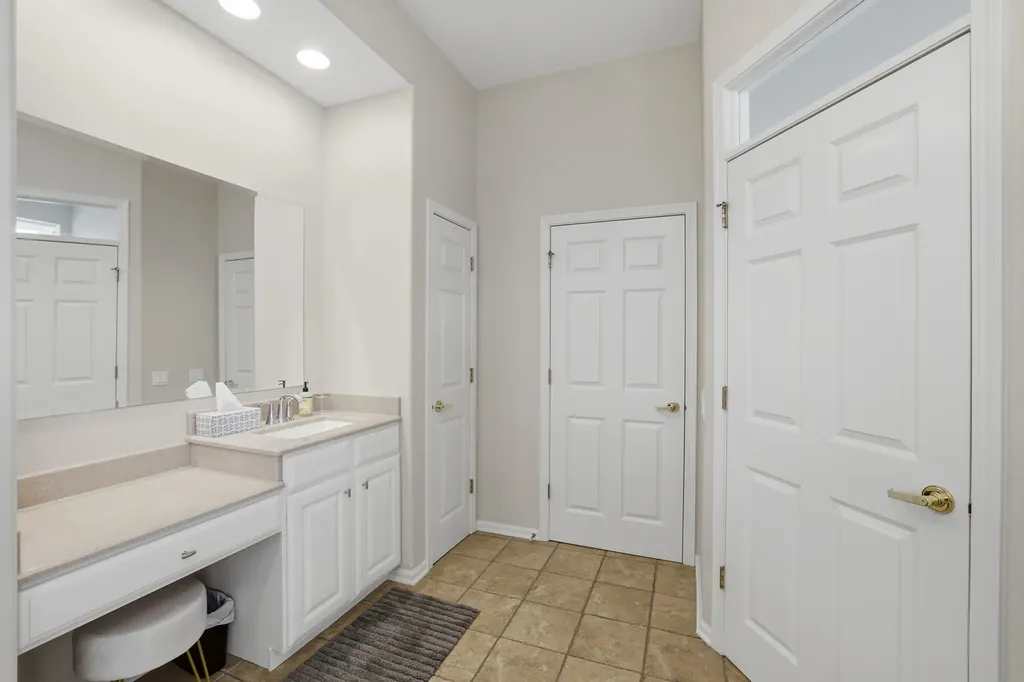 13021 Brookwood Drive Huntley IL 60142