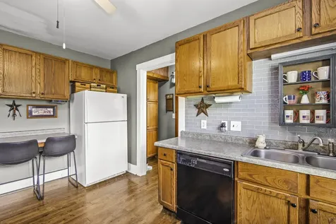 423 South Hale Street Plano IL 60545