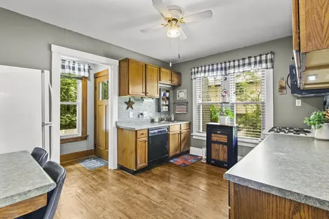 423 South Hale Street Plano IL 60545