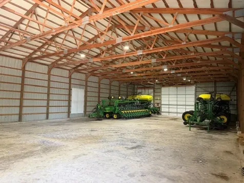 405 South Teeter Street Oakland IL 61943