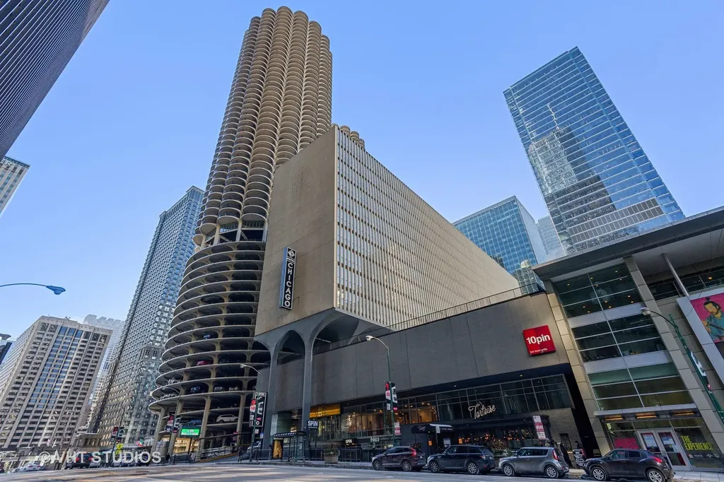 300 North State Street Chicago IL 60654