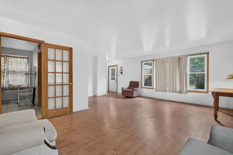 7768 South Luella Avenue Chicago IL 60649