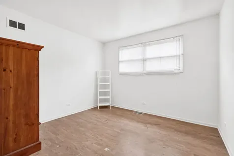 7768 South Luella Avenue Chicago IL 60649