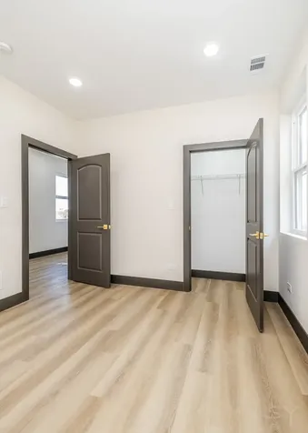5637 South Prairie Avenue Chicago IL 60637