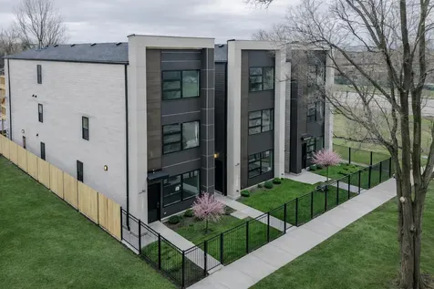 5637-43 South Prairie Avenue Chicago IL 60637