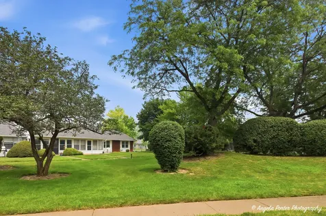 7404 Crest Hill Court Fox Lake IL 60020