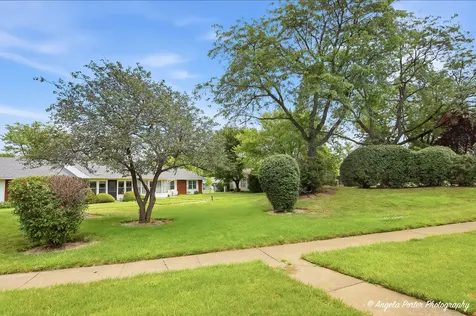 7404 Crest Hill Court Fox Lake IL 60020