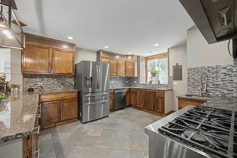 111 7TH Street Streator IL 61364