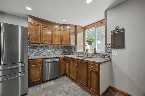 111 7TH Street Streator IL 61364
