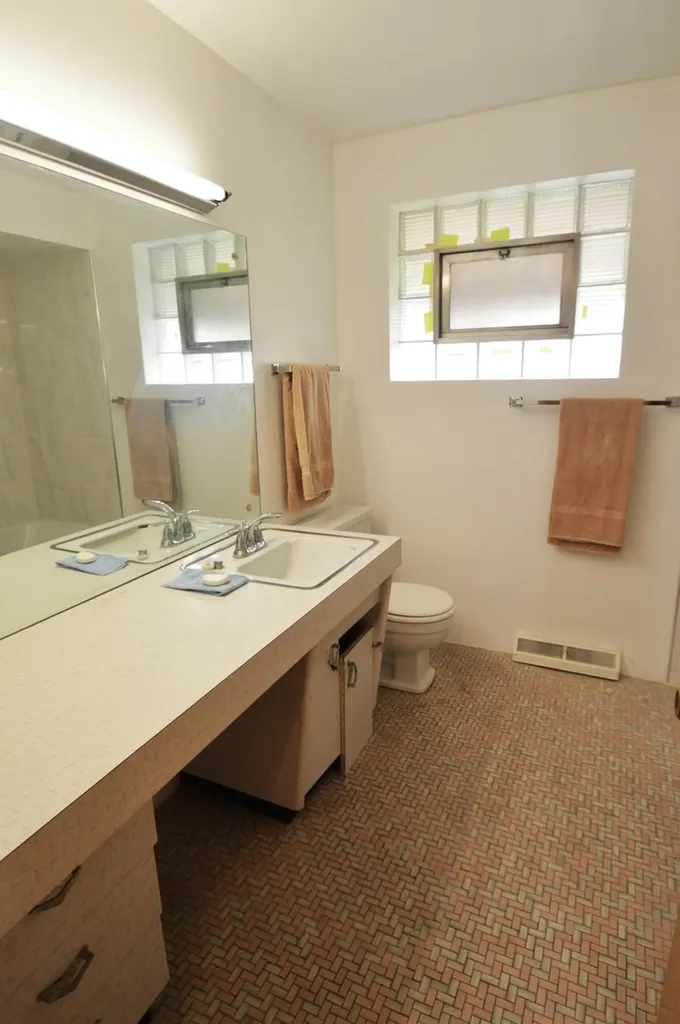 5625 South Kilbourn Avenue Chicago IL 60629