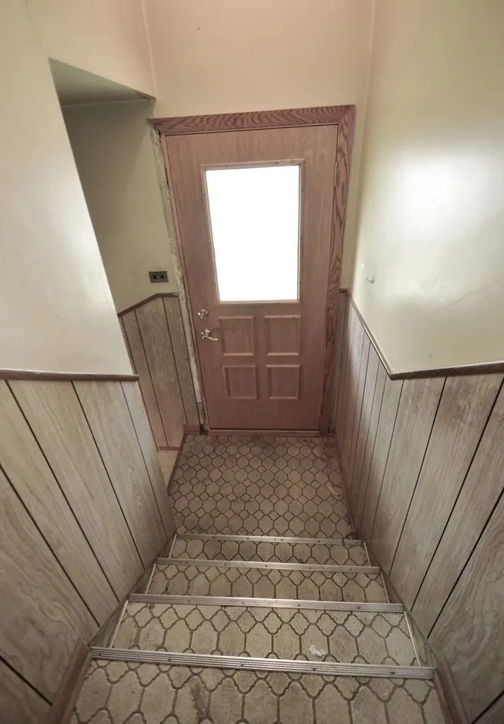 5625 South Kilbourn Avenue Chicago IL 60629