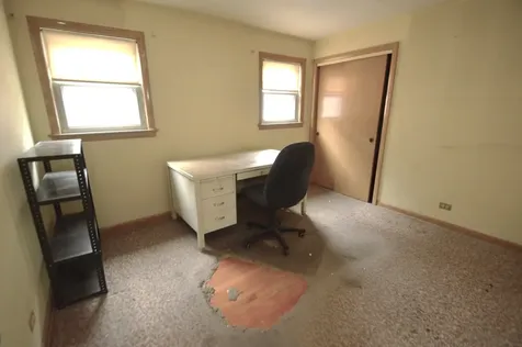 5625 South Kilbourn Avenue Chicago IL 60629