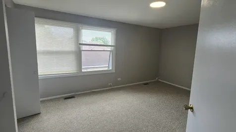 1688 Queensbury Circle Hoffman Estates IL 60169
