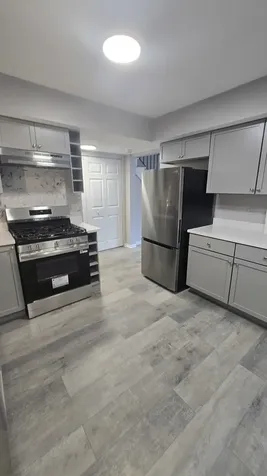 1688 Queensbury Circle Hoffman Estates IL 60169