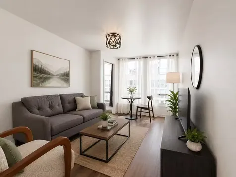 1450 East 55th Place Chicago IL 60637