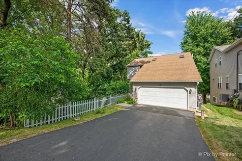 17 Hillcrest Avenue Fox Lake IL 60020