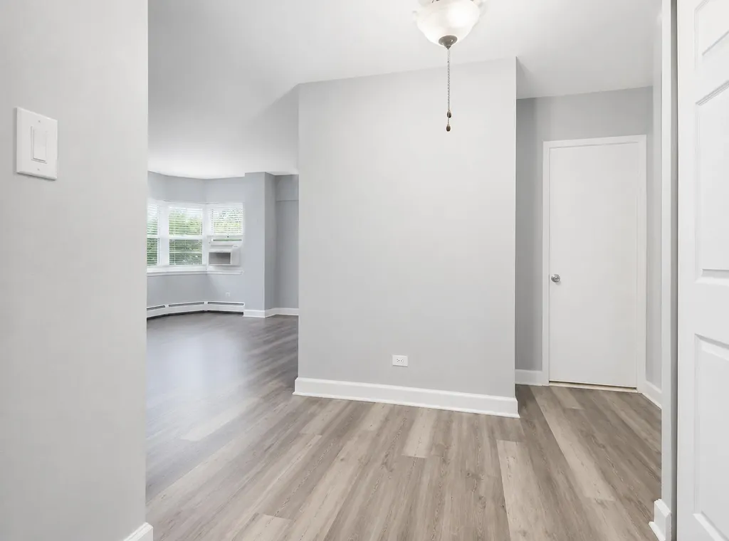 4960 North Marine Drive Chicago IL 60640