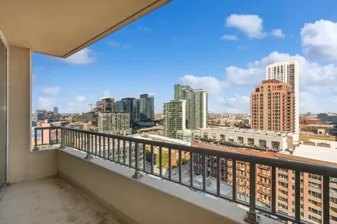 200 North Jefferson Street Chicago IL 60661