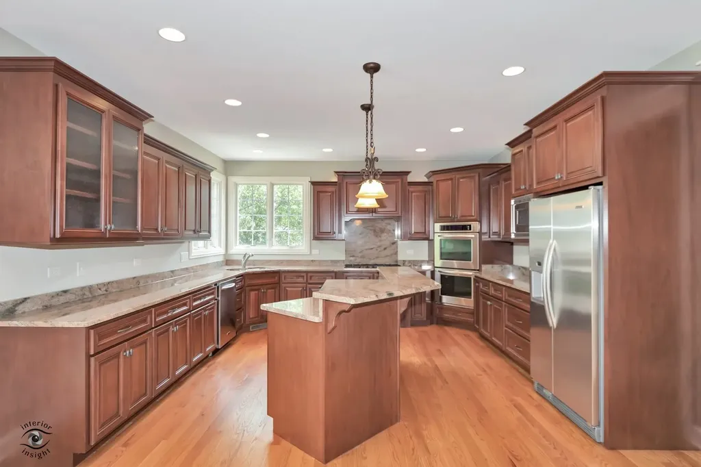 8834 Carefree Avenue Orland Park IL 60462