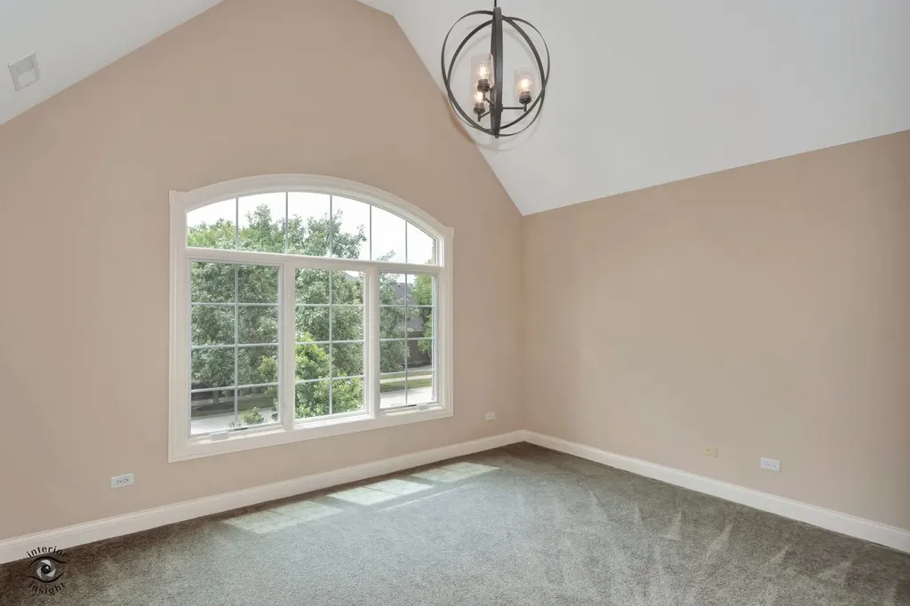 8834 Carefree Avenue Orland Park IL 60462
