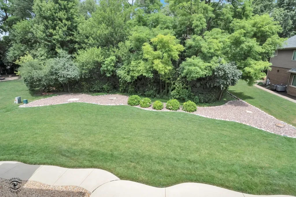 8834 Carefree Avenue Orland Park IL 60462
