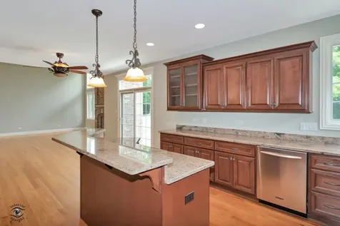 8834 Carefree Avenue Orland Park IL 60462