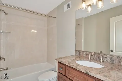 8834 Carefree Avenue Orland Park IL 60462