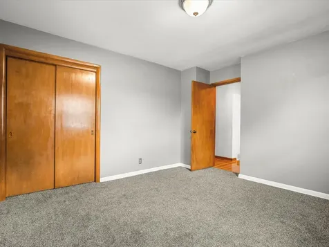 2331 Richard Avenue Rockford IL 61108