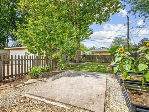 2331 Richard Avenue Rockford IL 61108