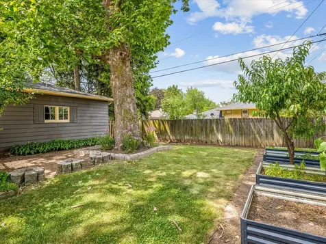 2331 Richard Avenue Rockford IL 61108