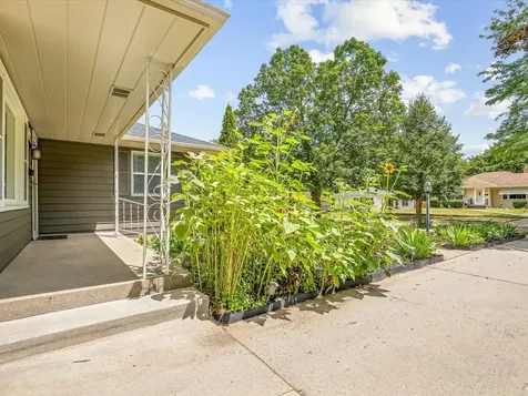 2331 Richard Avenue Rockford IL 61108