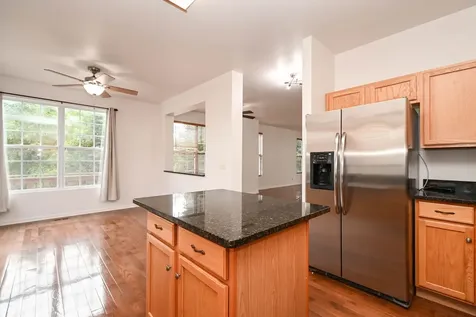 35 Thomas Court Grayslake IL 60030