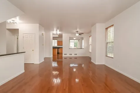 35 Thomas Court Grayslake IL 60030