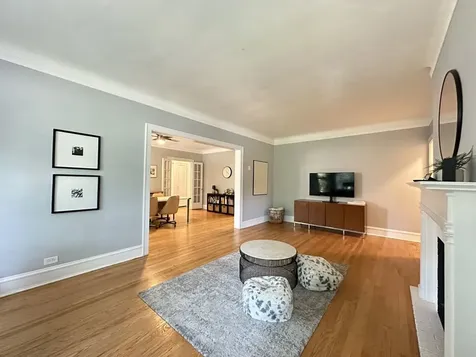 805 Judson Avenue Evanston IL 60202