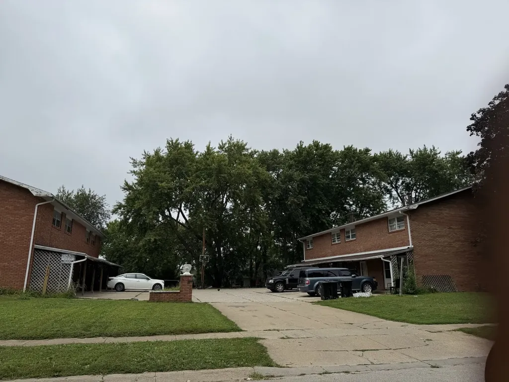 312 Riley Drive Bloomington IL 61701