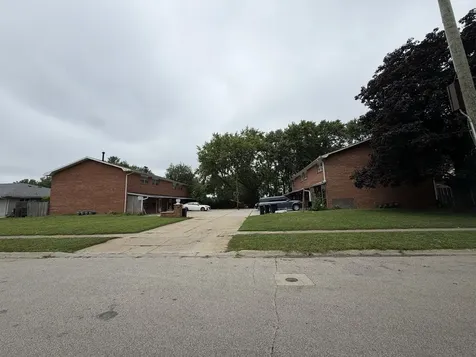 312 Riley Drive Bloomington IL 61701