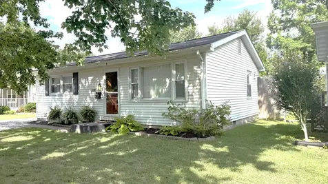 506 North Indiana Avenue Salem IL 62881