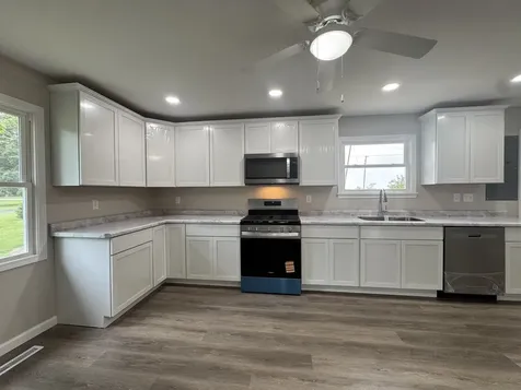 4806 West State Route 102 Bourbonnais IL 60914