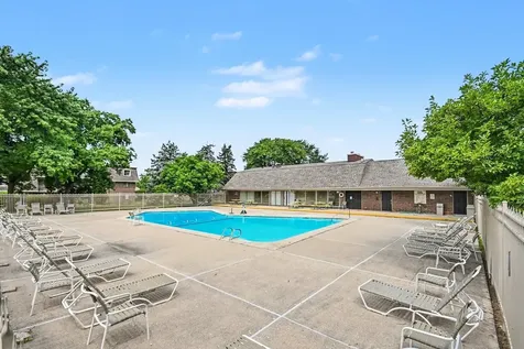 108 East Bailey Road Naperville IL 60565