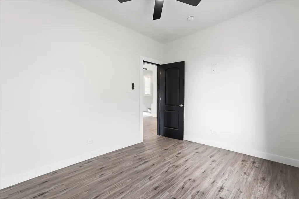 8942 South Aberdeen Street Chicago IL 60620