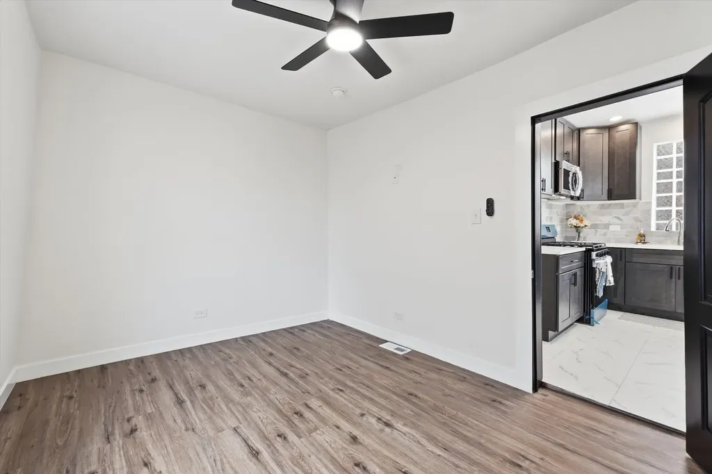 8942 South Aberdeen Street Chicago IL 60620