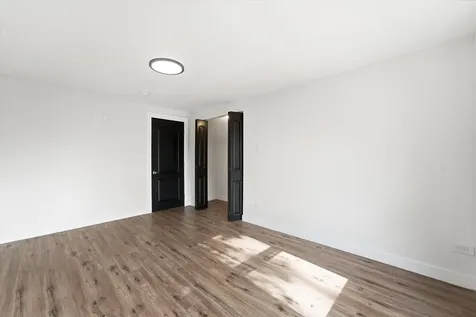 8942 South Aberdeen Street Chicago IL 60620