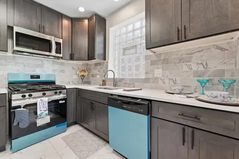 8942 South Aberdeen Street Chicago IL 60620