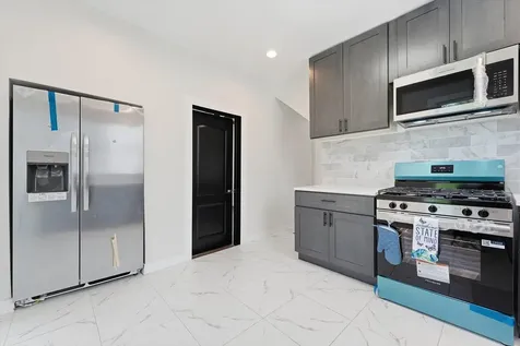 8942 South Aberdeen Street Chicago IL 60620