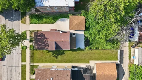 8942 South Aberdeen Street Chicago IL 60620