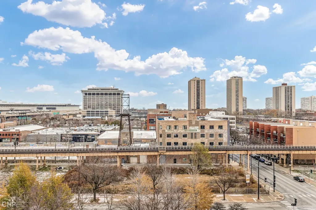 2545 South Dearborn Street Chicago IL 60616