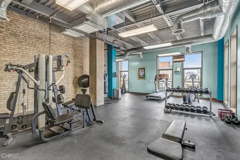 2545 South Dearborn Street Chicago IL 60616