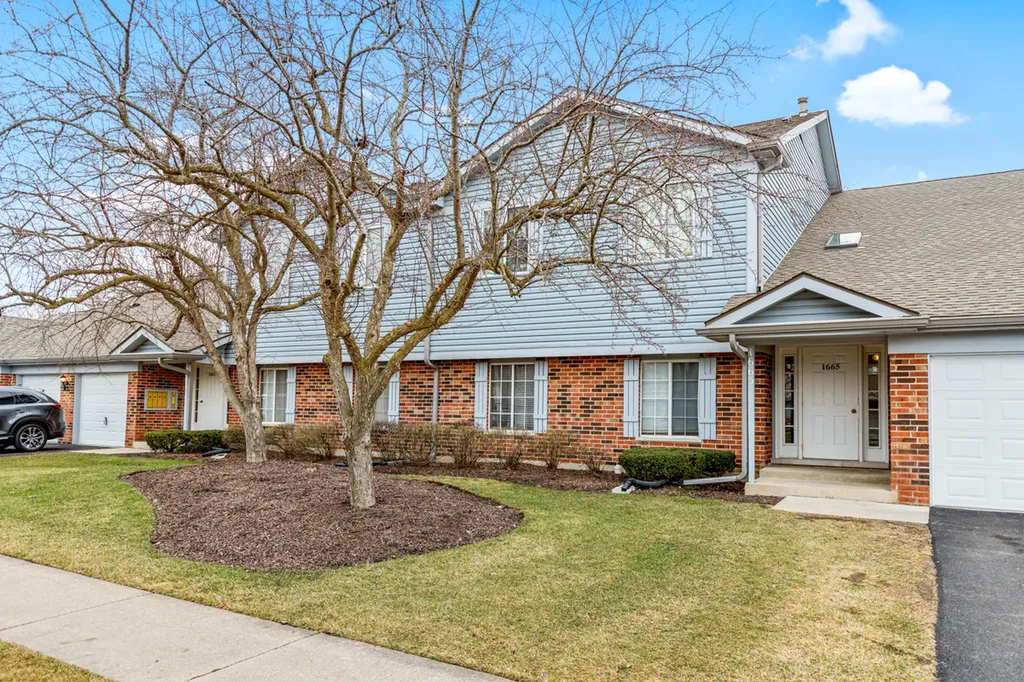 1665 Commodore Court Schaumburg IL 60193